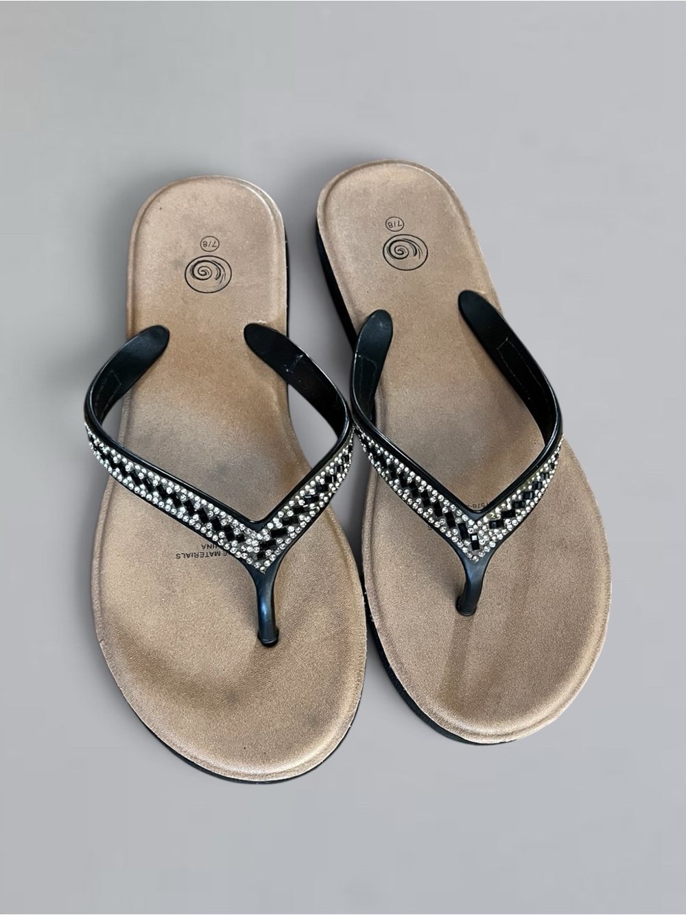 Black Rhinestone Embellished Flip Flop Sandals Size 7/8